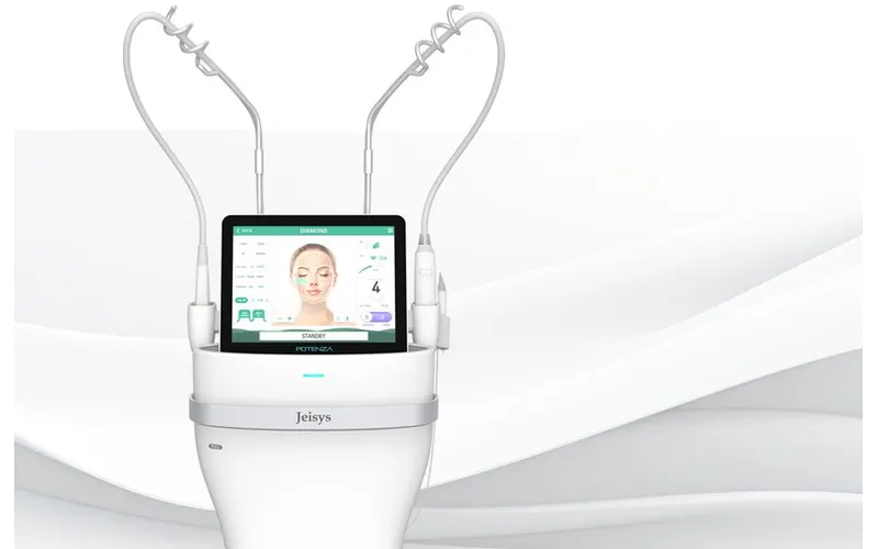 Potenza microneedle radiofrequency device